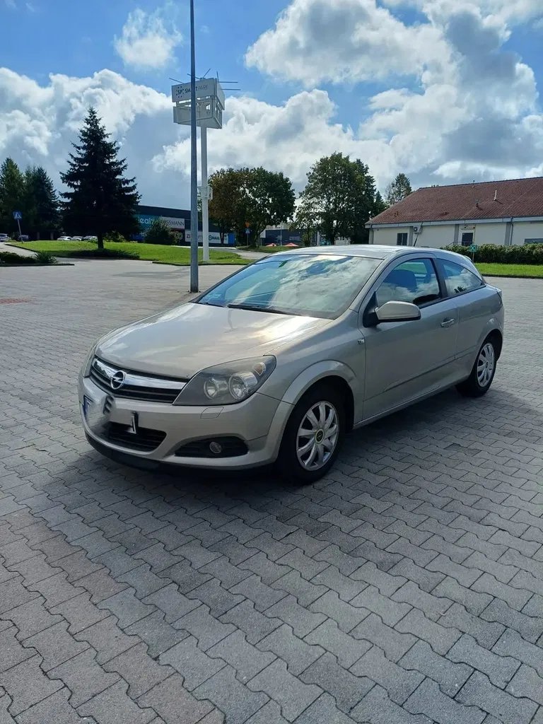 Zdjęcie: 2005 Opel Astra