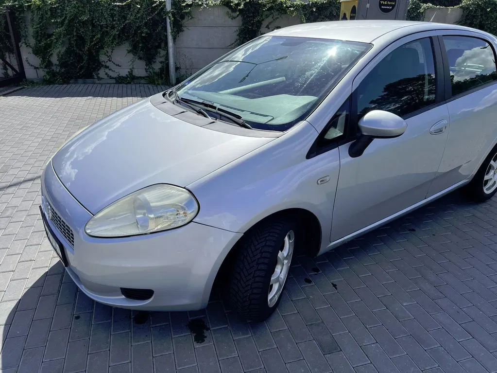 Zdjęcie: 2009 Fiat Grande Punto