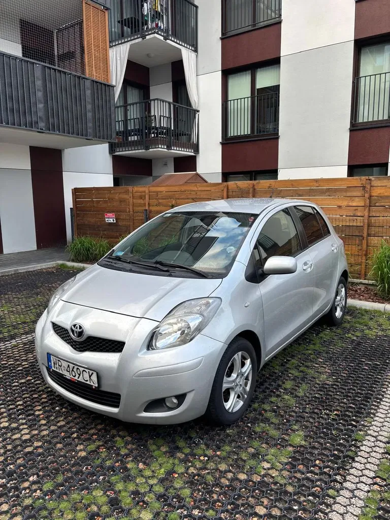 Zdjęcie: 2010 Toyota Yaris