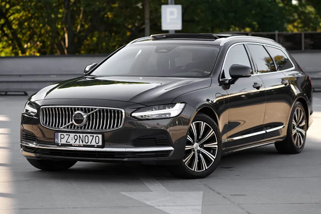 Zdjęcie: 2022 Volvo V90