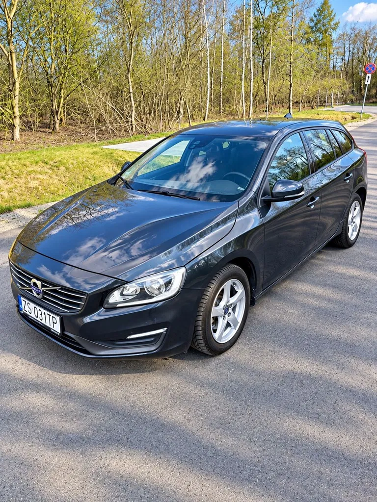 Zdjęcie: 2015 Volvo V60