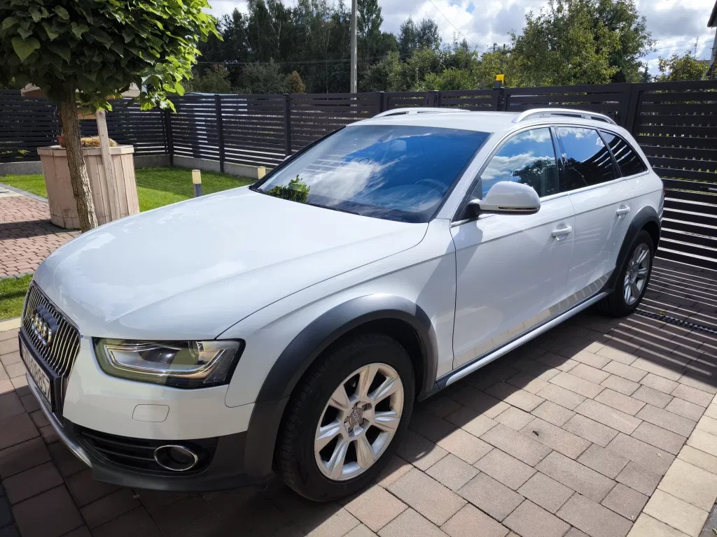 Zdjęcie: 2012 Audi A4 Allroad