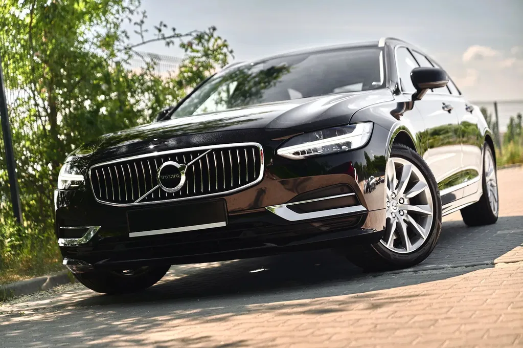 Zdjęcie: 2020 Volvo V90