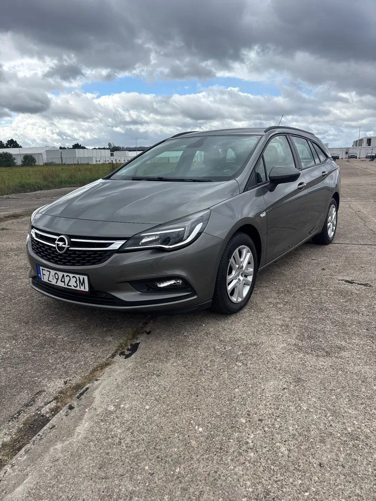 Zdjęcie: 2019 Opel Astra