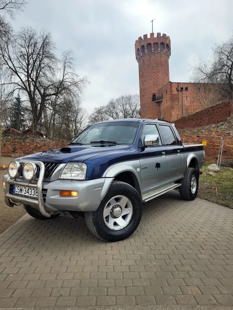 Zdjęcie: 2003 Mitsubishi L200
