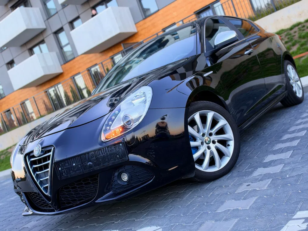 Zdjęcie: 2012 Alfa Romeo Giulietta