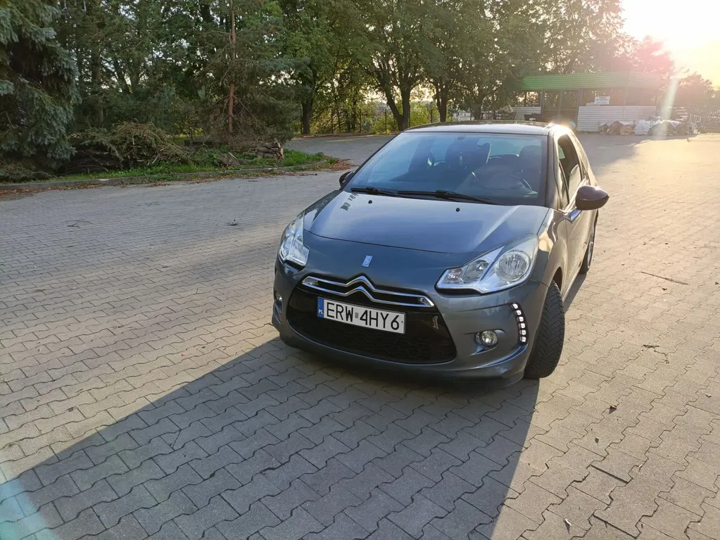 Zdjęcie: 2010 Citroen DS3