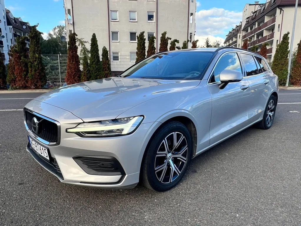 Zdjęcie: 2023 Volvo V60