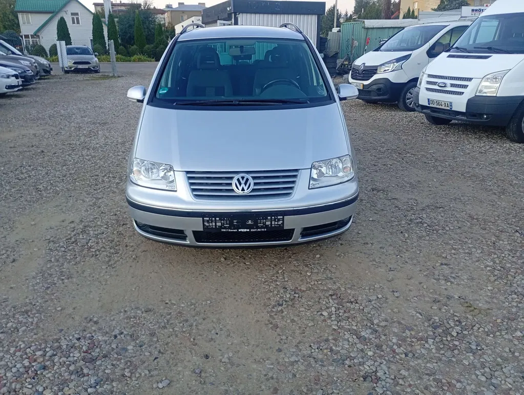 Zdjęcie: 2009 Volkswagen Sharan