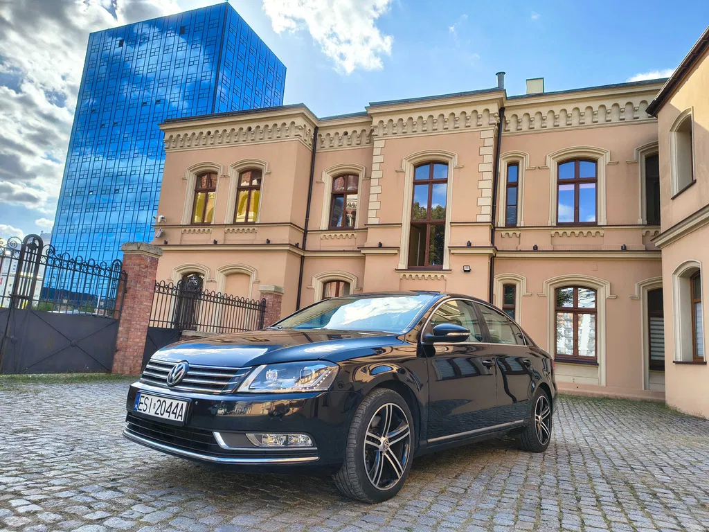 Zdjęcie: 2011 Volkswagen Passat