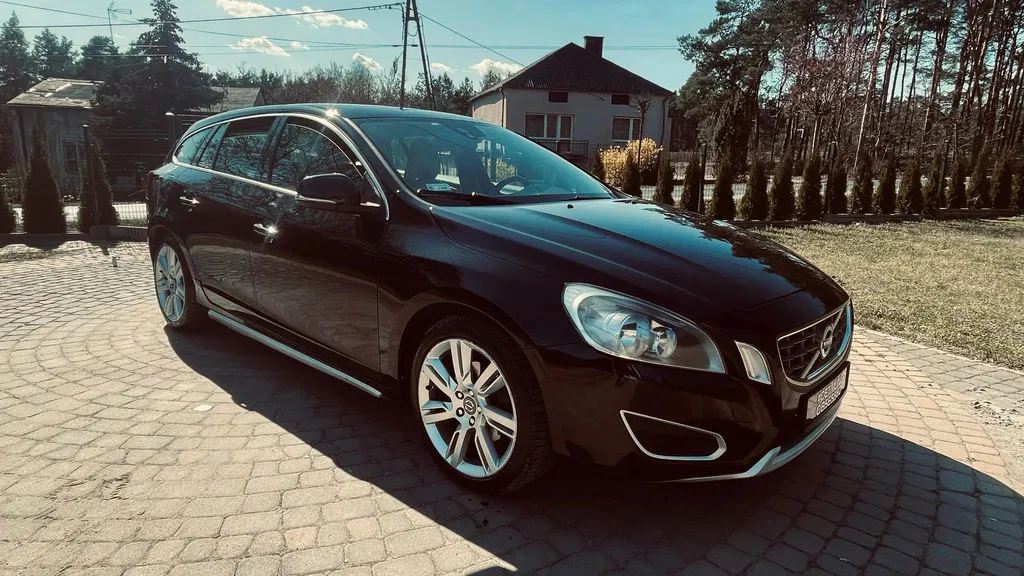 Zdjęcie: 2011 Volvo V60