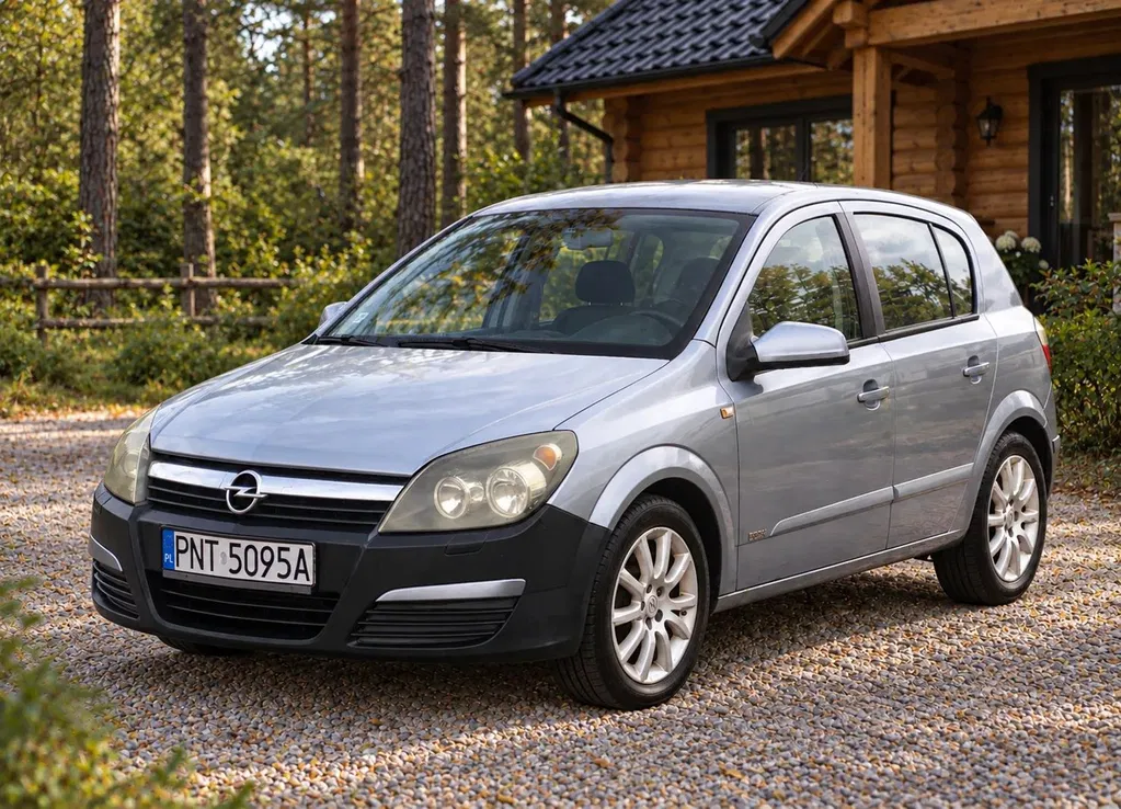 Zdjęcie: 2006 Opel Astra