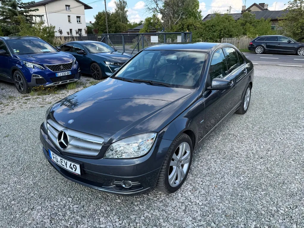 Zdjęcie: 2009 Mercedes-Benz C Klasa