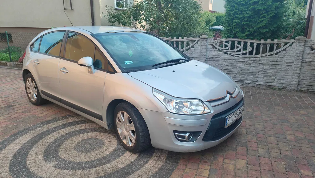 Zdjęcie: 2009 Citroen C4