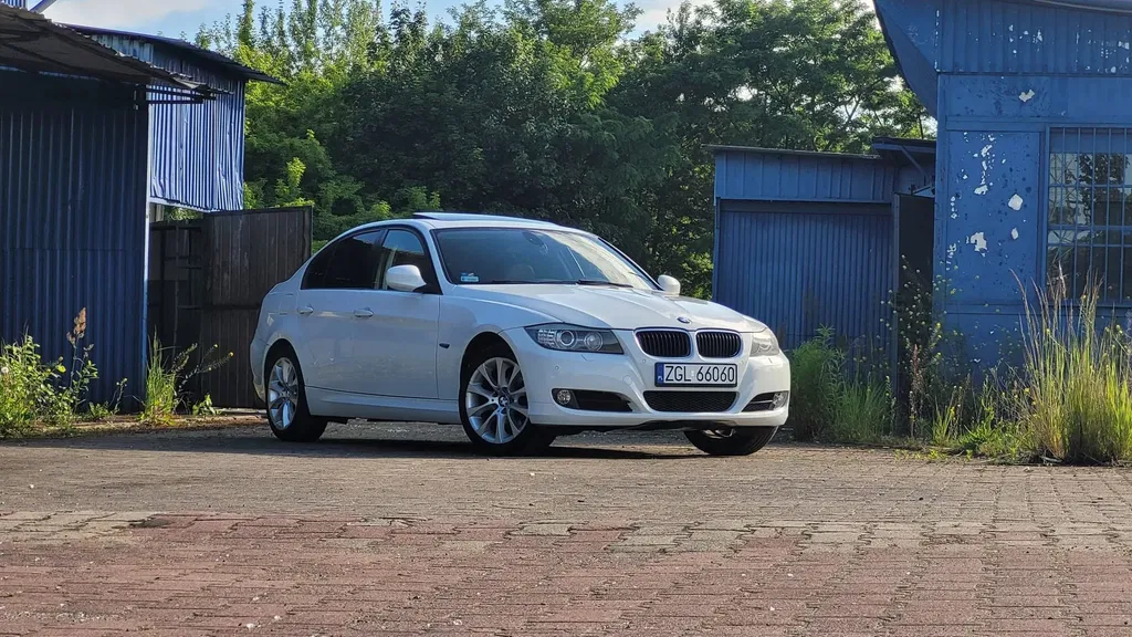 Zdjęcie: 2010 BMW Seria 3