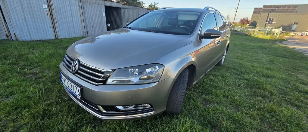Zdjęcie: 2012 Volkswagen Passat