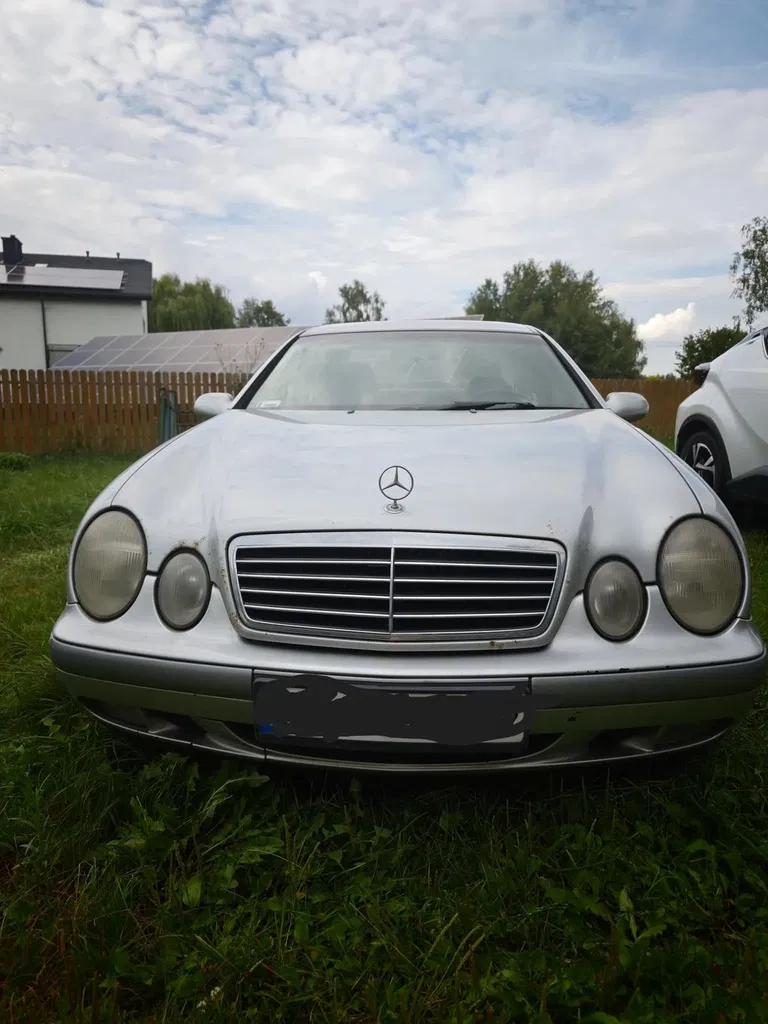 Zdjęcie: 1998 Mercedes-Benz CLK Klasa