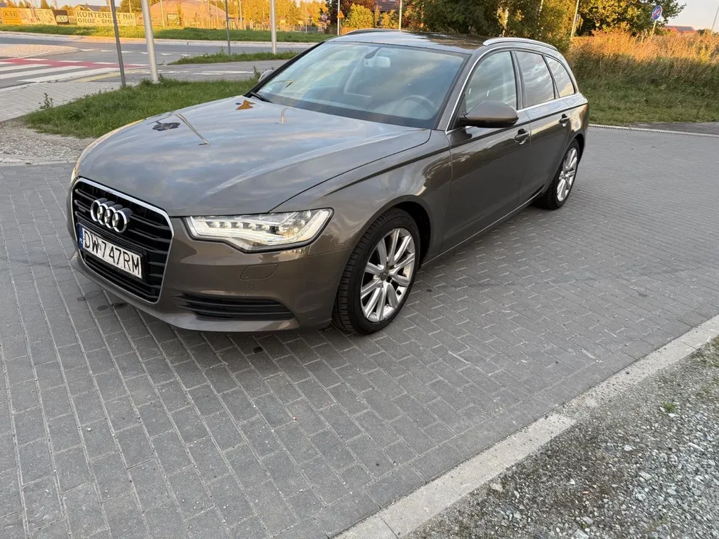 Zdjęcie: 2012 Audi A6 Avant