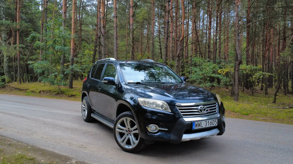 Zdjęcie: 2011 Toyota RAV-4