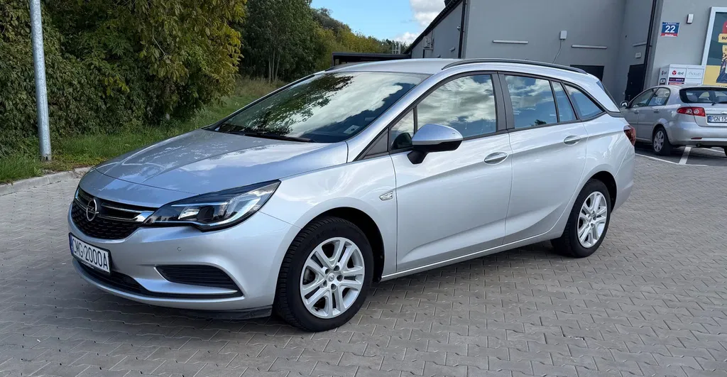 Zdjęcie: 2019 Opel Astra