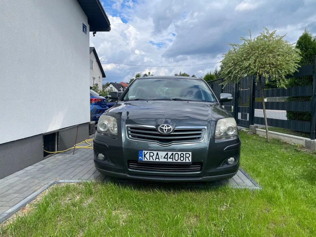 Zdjęcie: 2007 Toyota Avensis