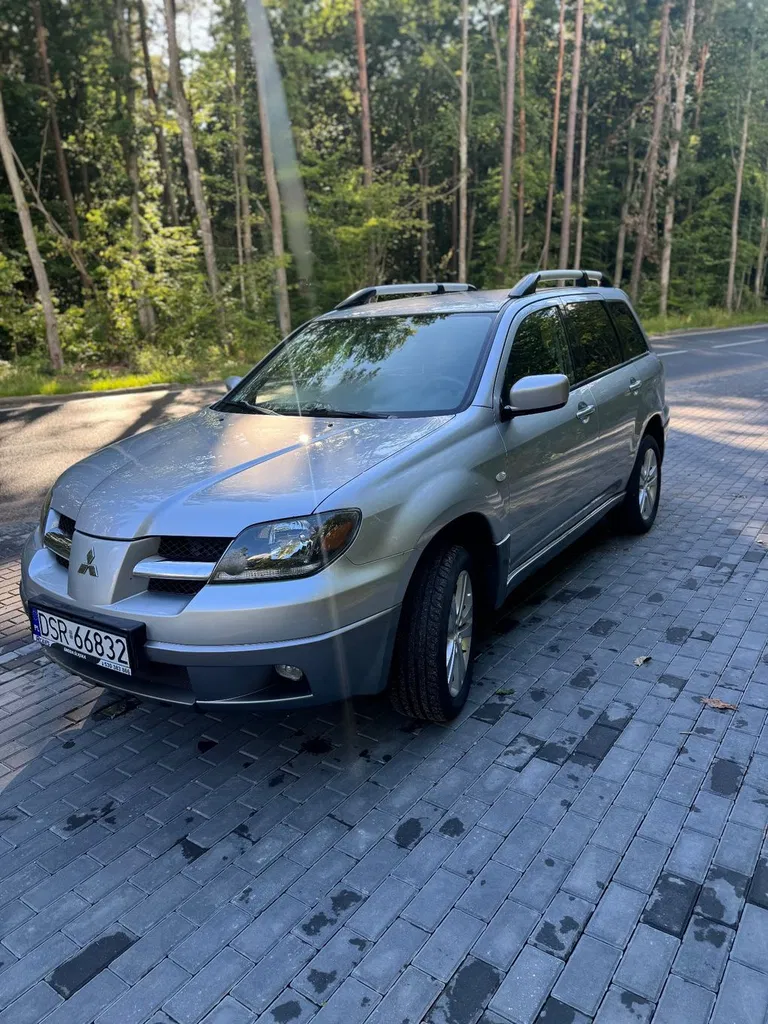 Zdjęcie: 2004 Mitsubishi Outlander