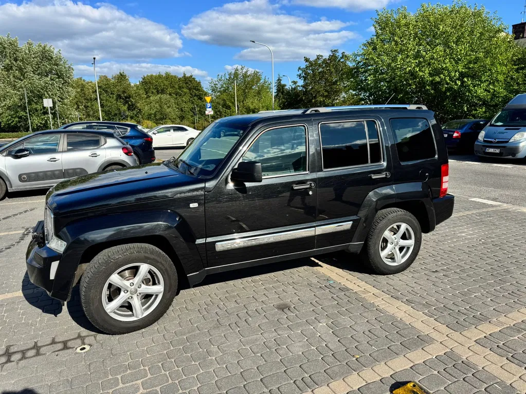 Zdjęcie: 2008 Jeep Cherokee