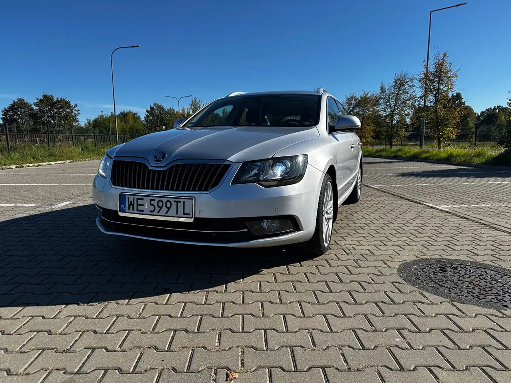 Zdjęcie: 2013 Skoda Superb
