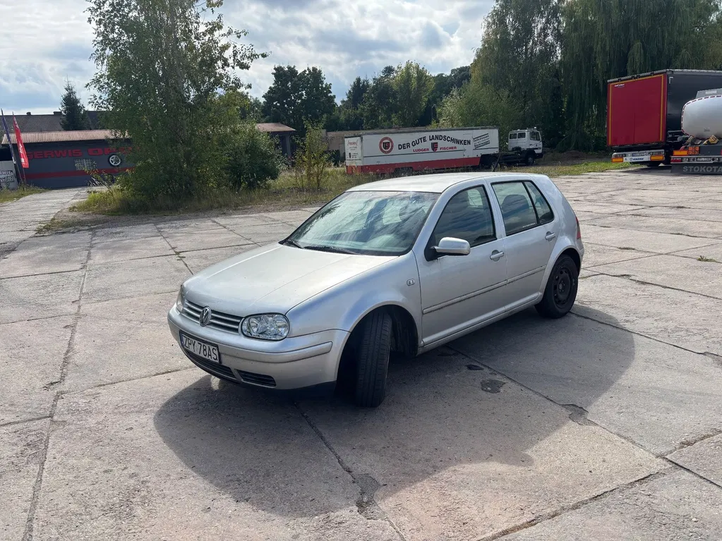 Zdjęcie: 2002 Volkswagen Golf