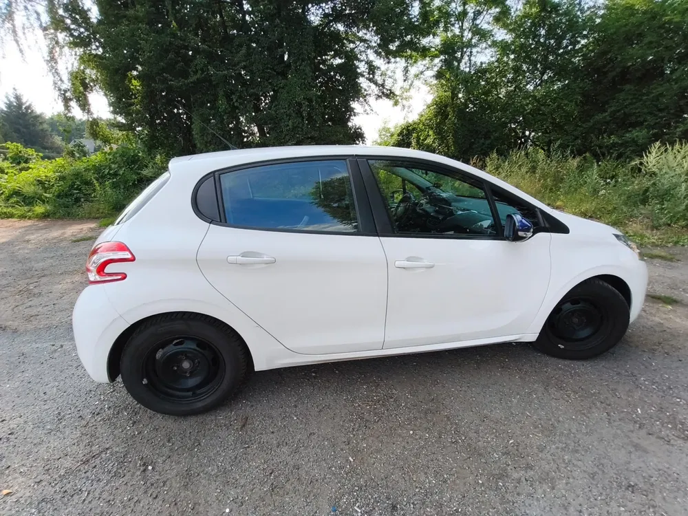 Zdjęcie: 2014 Peugeot 208