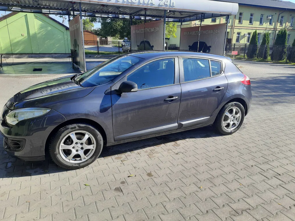 Zdjęcie: 2012 Renault Pozostałe Renault