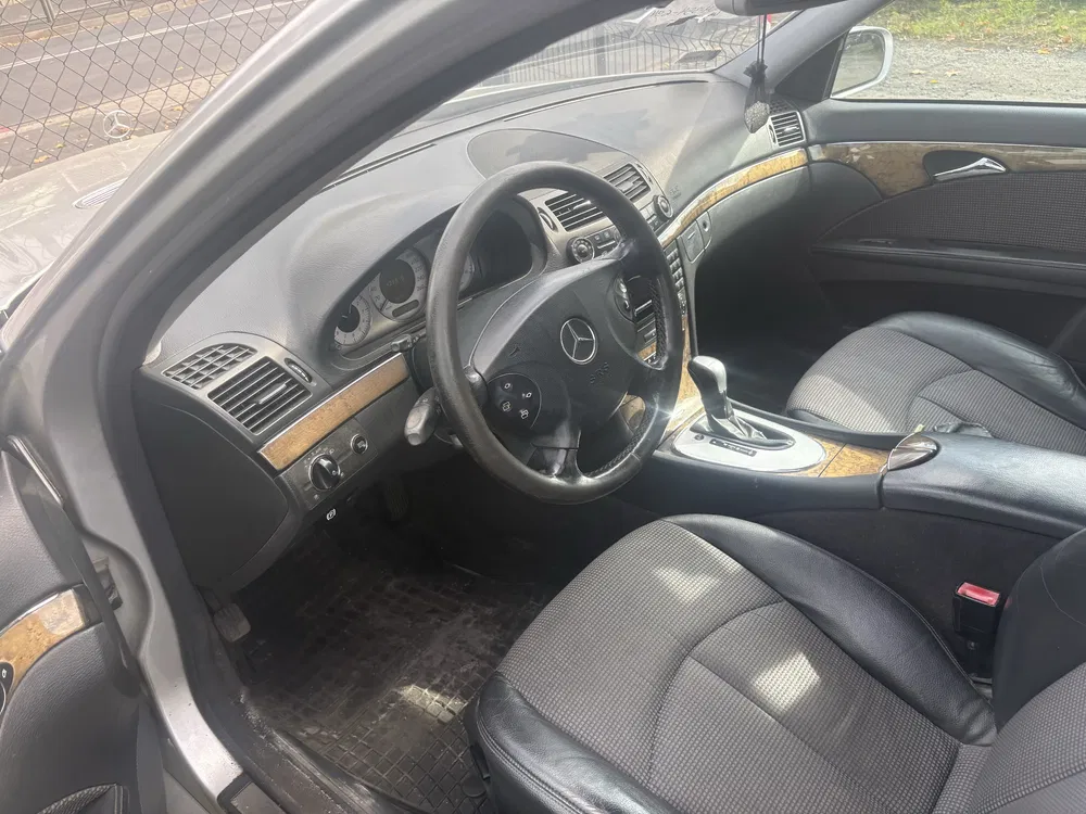 Zdjęcie: 2004 Mercedes-Benz E Klasa
