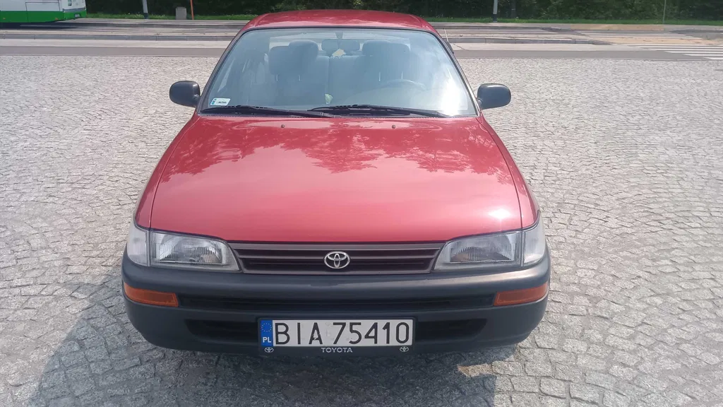 Zdjęcie: 1996 Toyota Corolla