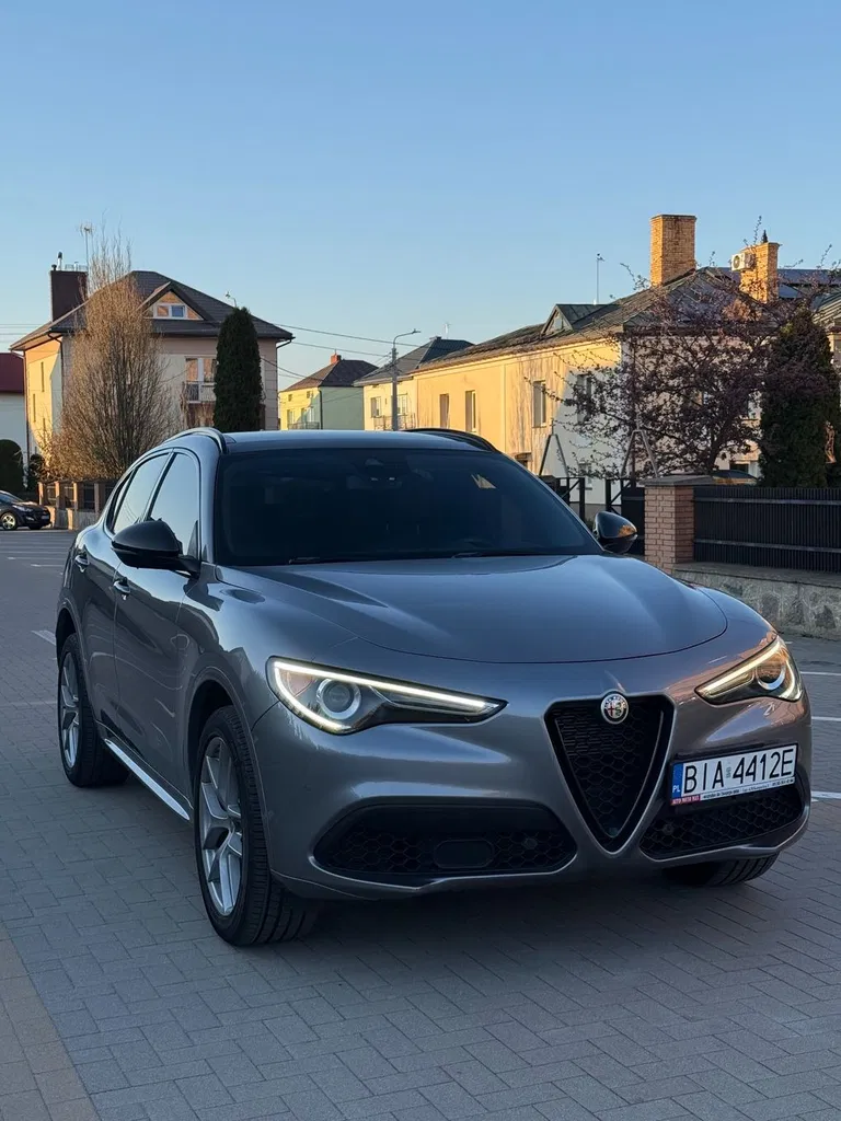 Zdjęcie: 2020 Alfa Romeo Stelvio