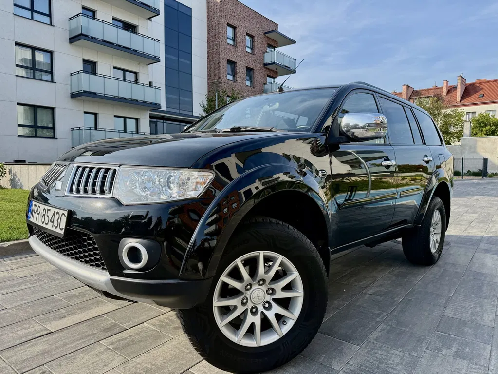 Zdjęcie: 2013 Mitsubishi Pajero Sport