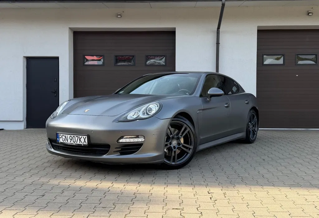 Zdjęcie: 2011 Porsche Panamera