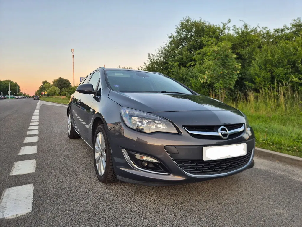 Zdjęcie: 2015 Opel Astra