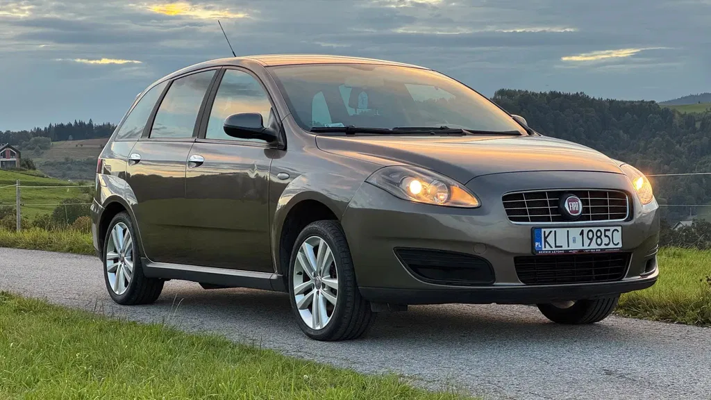 Zdjęcie: 2009 Fiat Croma