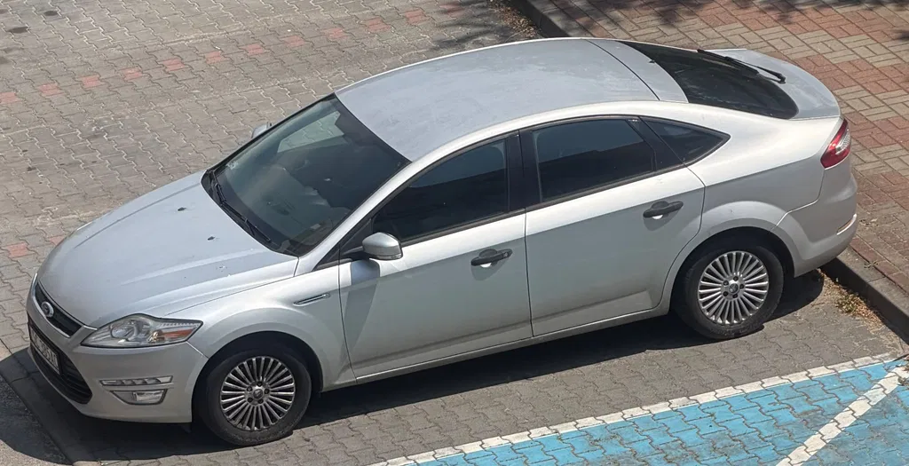 Zdjęcie: 2012 Ford Mondeo