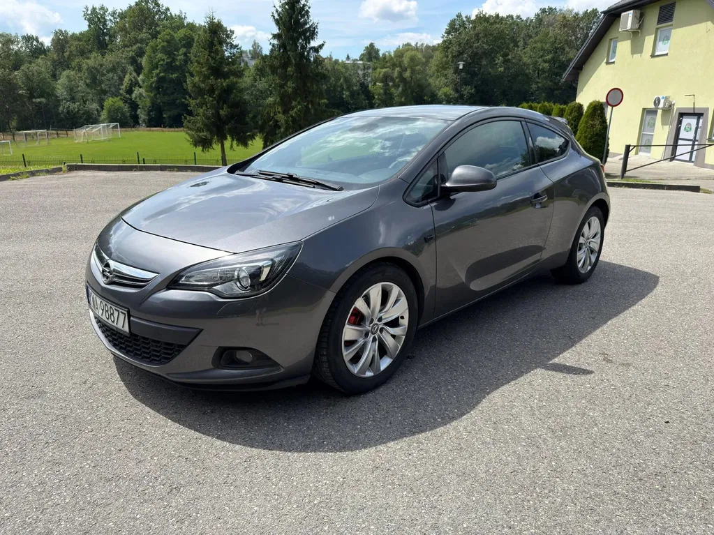Zdjęcie: 2012 Opel Astra