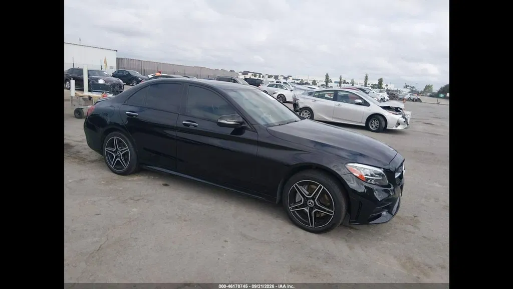 Zdjęcie: 2020 Mercedes-Benz C Klasa