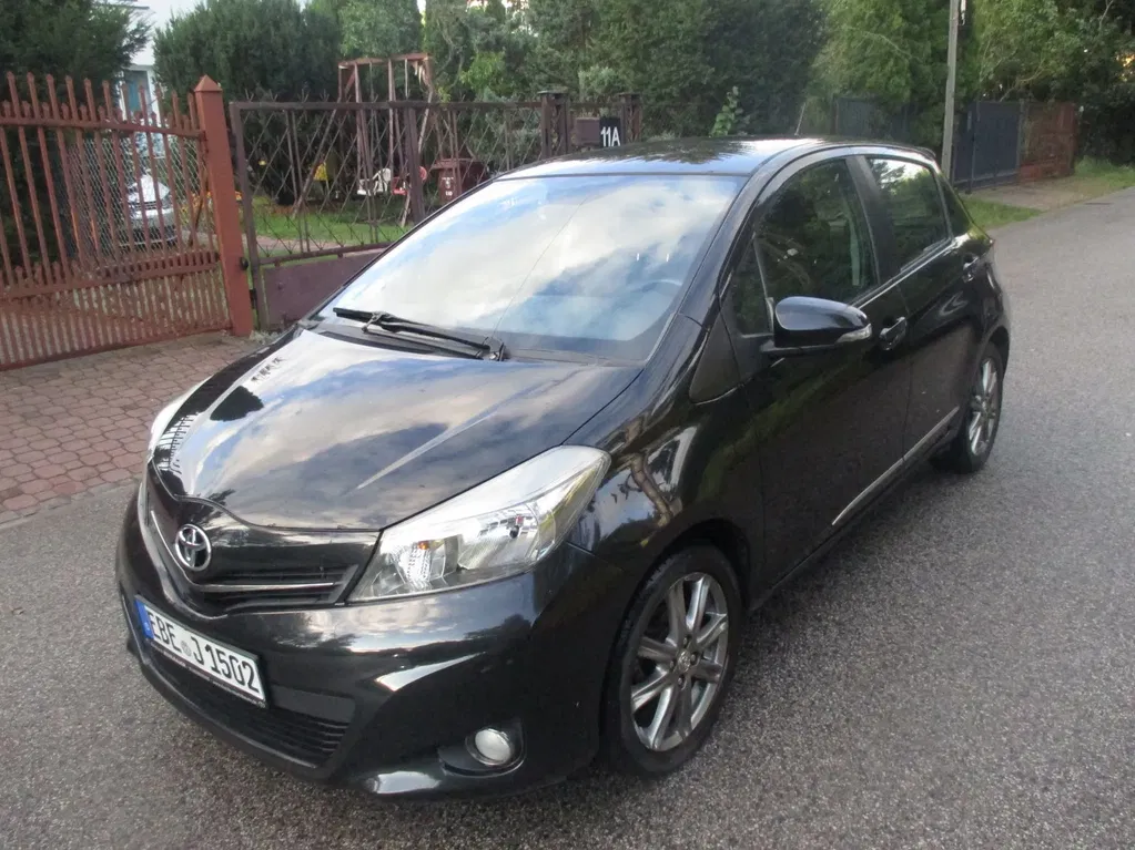Zdjęcie: 2012 Toyota Yaris