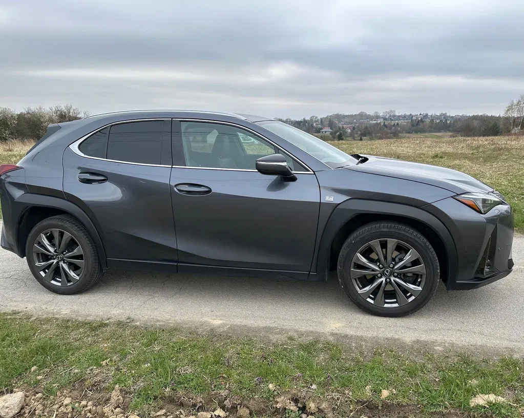 Zdjęcie: 2023 Lexus UX