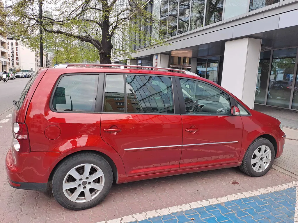 Zdjęcie: 2006 Volkswagen Touran