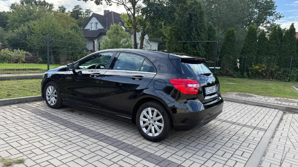 Zdjęcie: 2013 Mercedes-Benz A Klasa