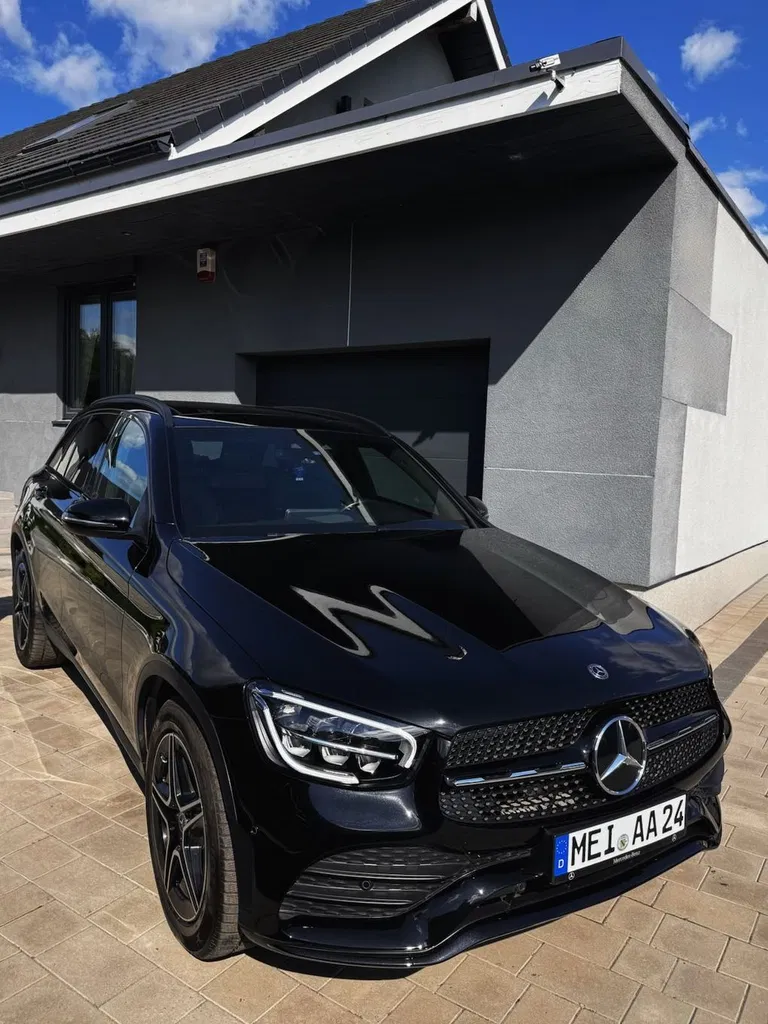 Zdjęcie: 2019 Mercedes-Benz GLC