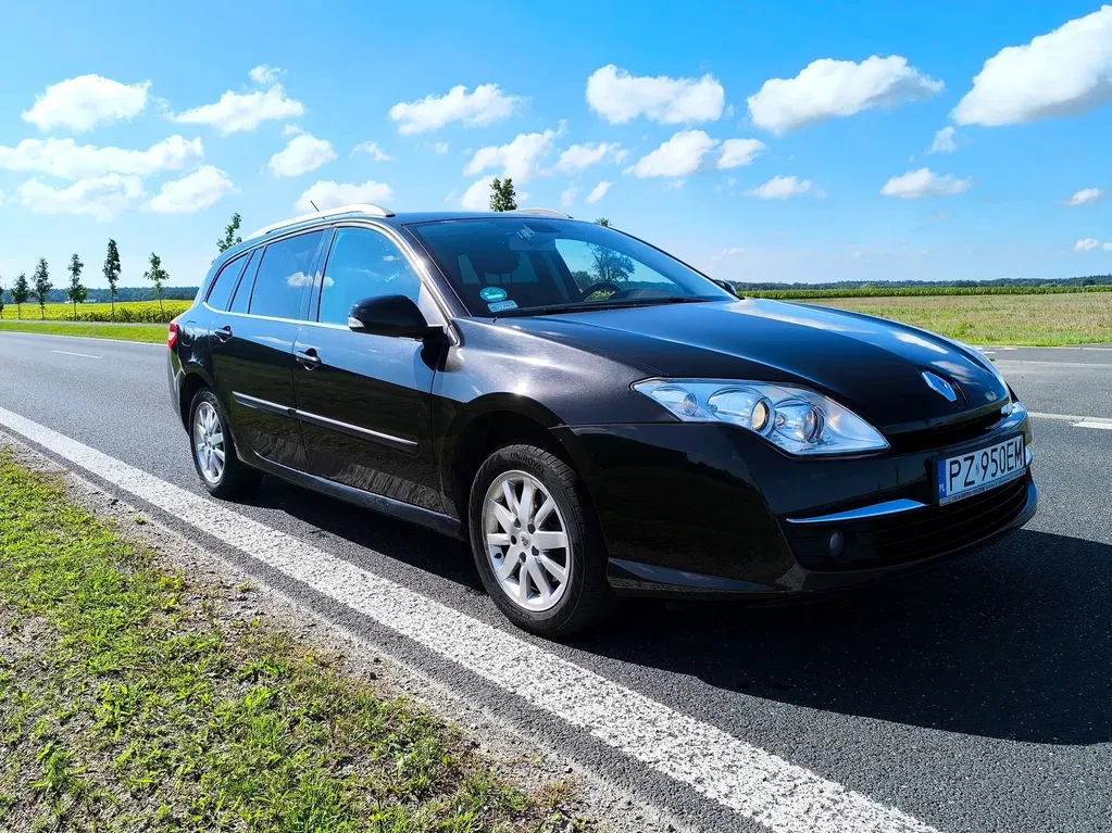 Zdjęcie: 2010 Renault Laguna