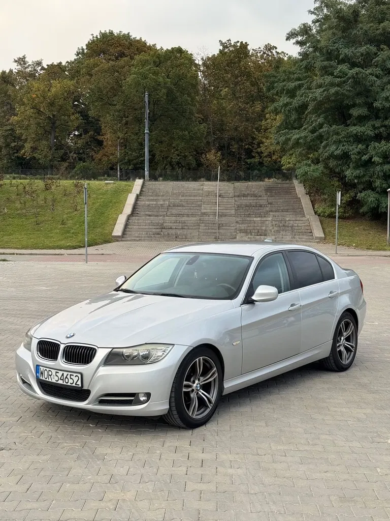 Zdjęcie: 2011 BMW Seria 3