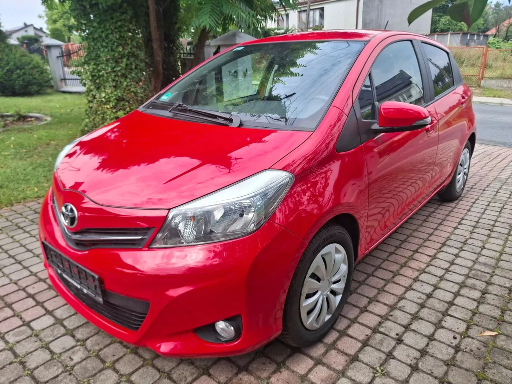 Zdjęcie: 2013 Toyota Yaris