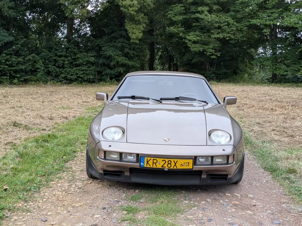 Zdjęcie: 1983 Porsche 928